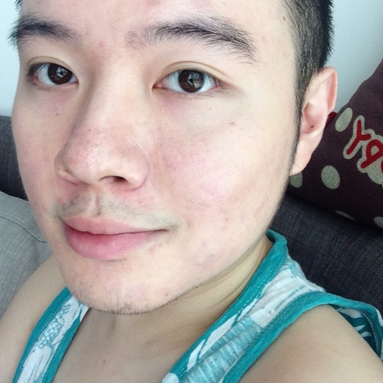 (And.....that's me wearing the Oil Control Water Cushion for about 3 hours in)