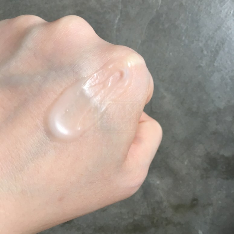 (Smear the moisturizer around a little...)