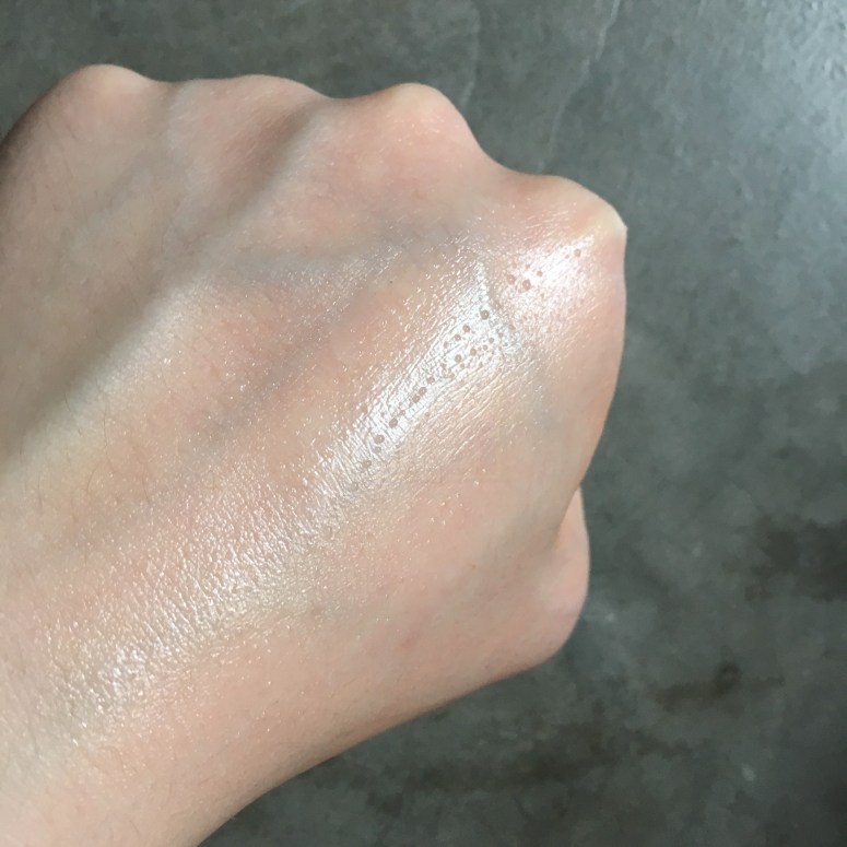 (LOOK. AT. THOSE. TINY. WATER. DROPLETS!)