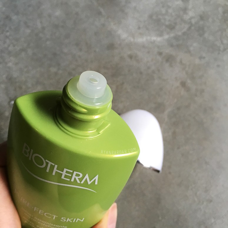 Biotherm Pure-Fect Skin Micro-exfoliating Purifying Toner 04.jpg