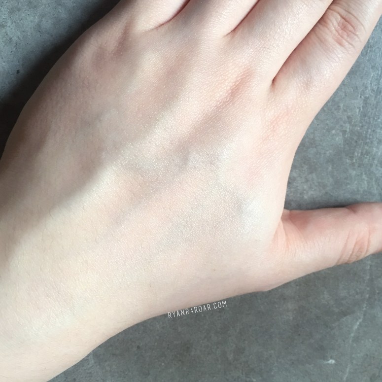 TheBodyShop Skin Defence Multi-Protection Essence SPF50 PA++++ 12.jpg