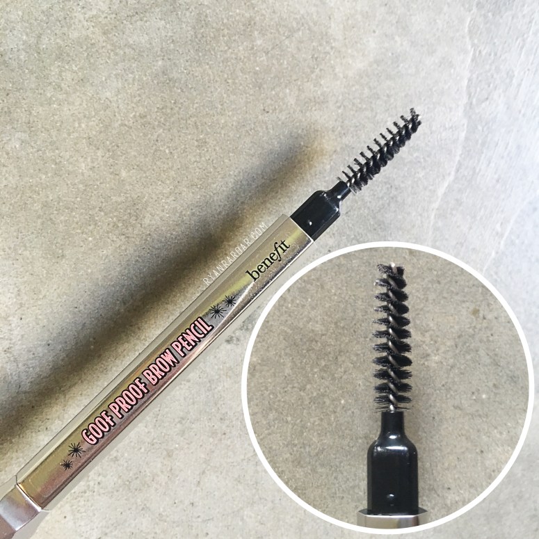 Benefit Gimme Brow 11